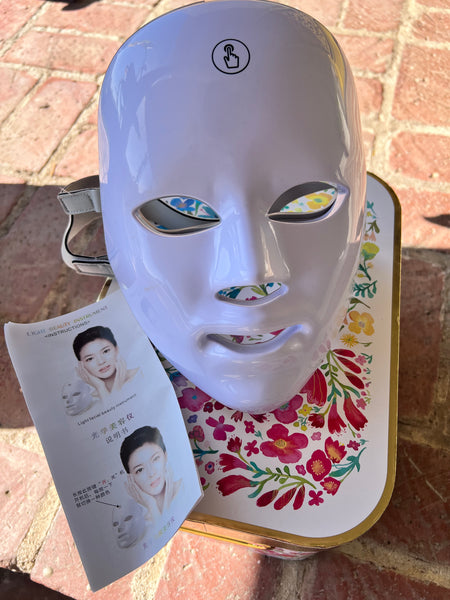 7-Color LED Light Therapy Face Mask