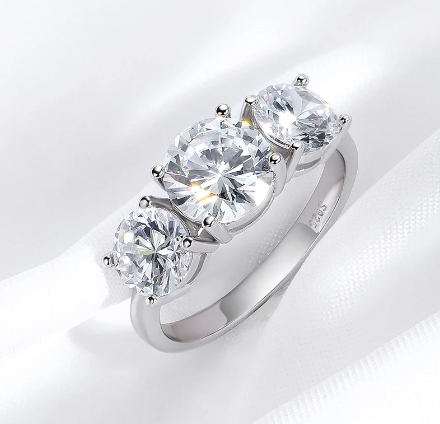 Moissanite Diamond Ring 3 Three Stone 4CTTW: 1CT+2CT+1CT or 2CTTW: 0.5CT+1CT+0.5CT 925 Sterling Silver